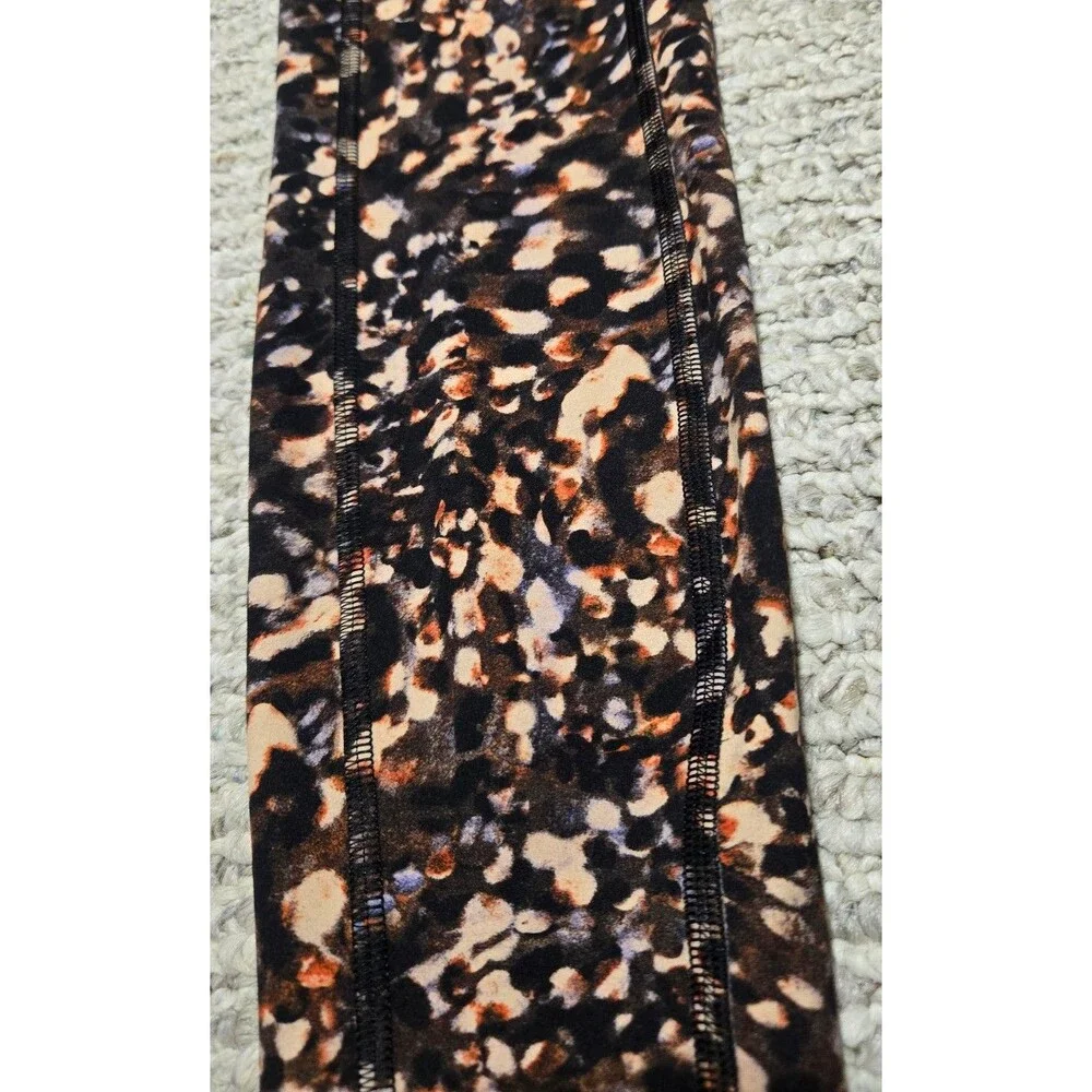 Lululemon Invigorate High-Rise Tight athletic leggings Motion Flux Multi Size 4